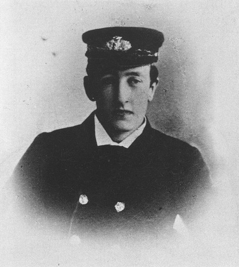 Photo of a young man
    